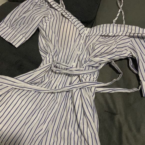 Woman’s stylish top size M - Picture 4 of 8